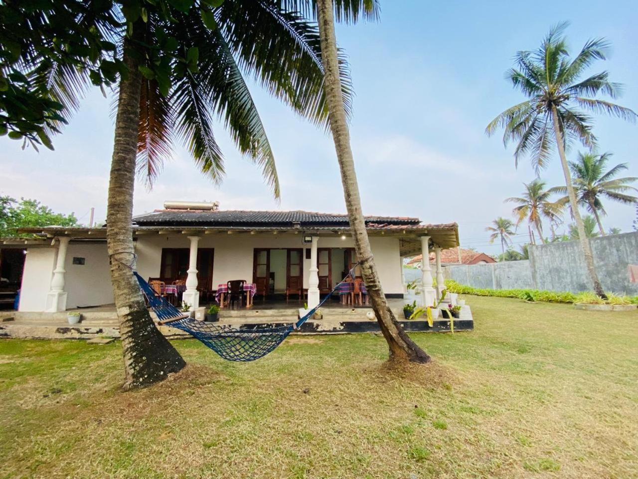 Sea View Resort Galle Bagian luar foto